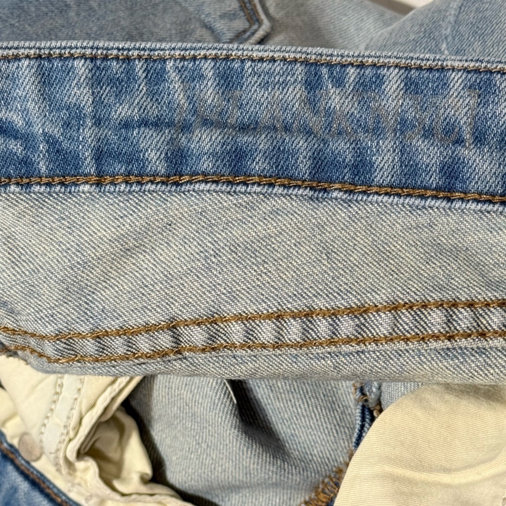 Blank NYC Cropped Denim Jeans - Picture 10 of 14